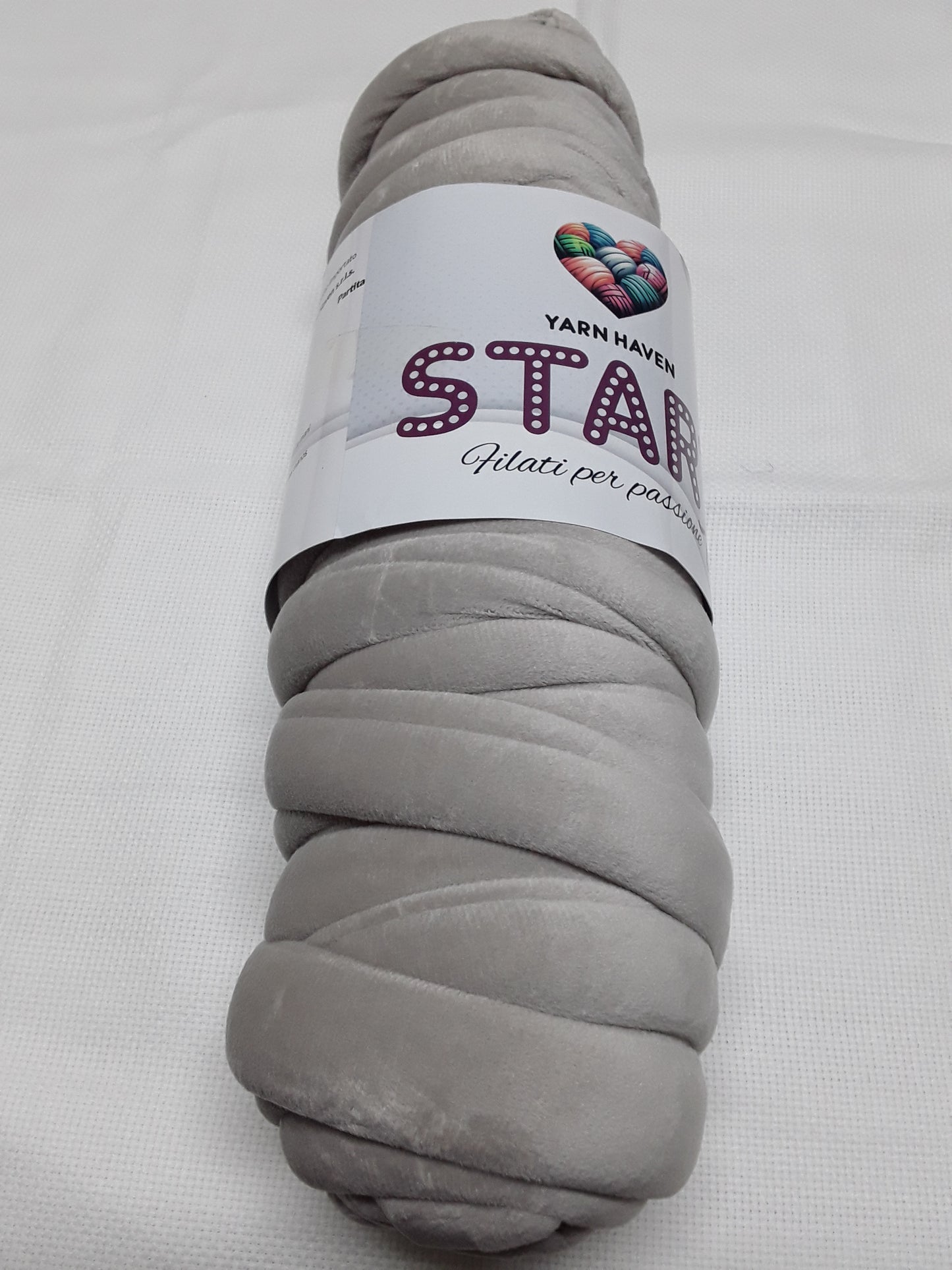 Velvet (Marshmellow) gomitolone da 500g  per realizzare una borsa con le mani